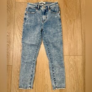 Abercrombie Curve Love Super Skinny Ankle High Rise 27 short